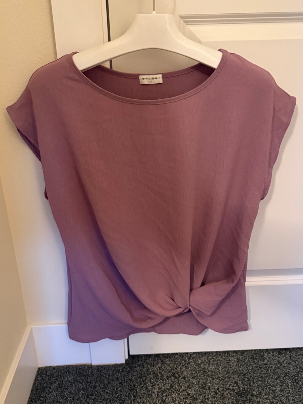 Wilfred Mauve Twist-Front Women's Top